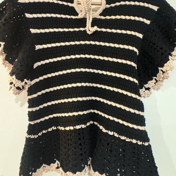 ELAN Black & Natural Striped Crochet Ruffle Sleeve Top - NWT - Picture 10 of 15